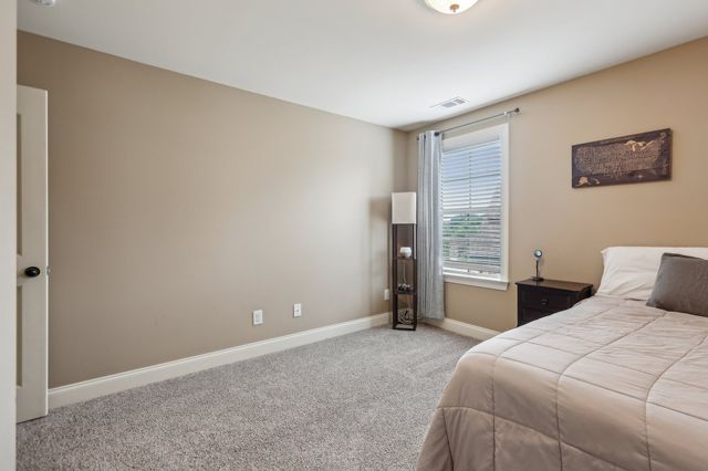 300 Dutchfalls Cv, Hermitage, TN 37076