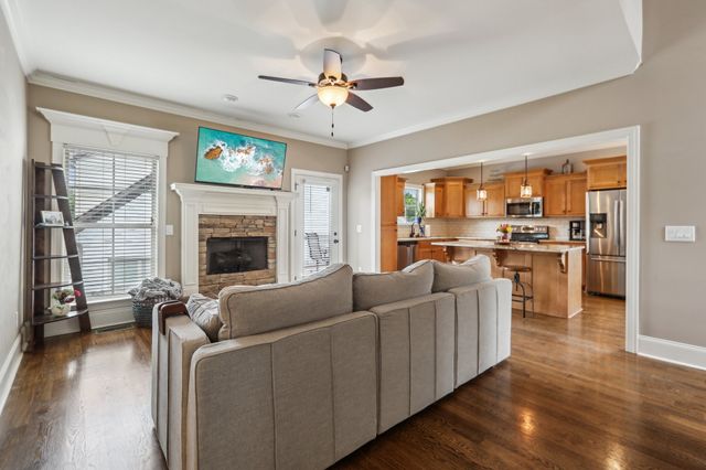300 Dutchfalls Cv, Hermitage, TN 37076