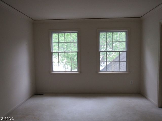 26 Bethpage Dr, Montgomery Twp., NJ 08558