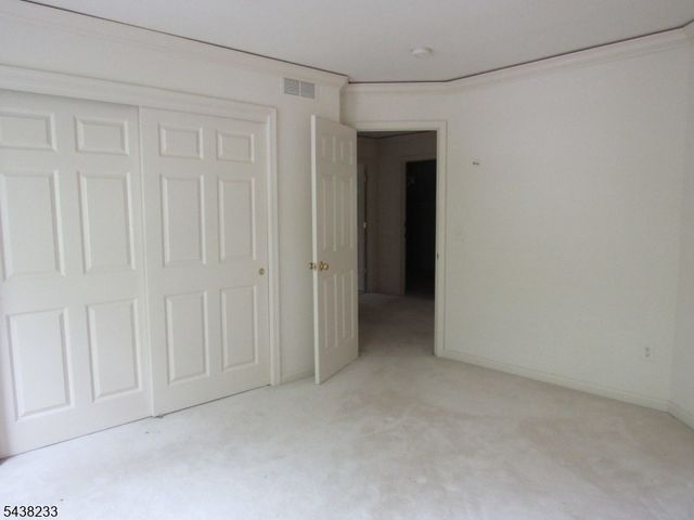 26 Bethpage Dr, Montgomery Twp., NJ 08558