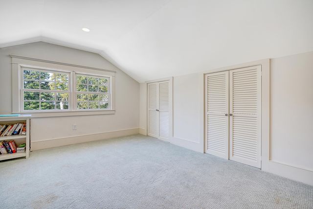 299 Hobcaw Drive, Mount Pleasant, SC 29464