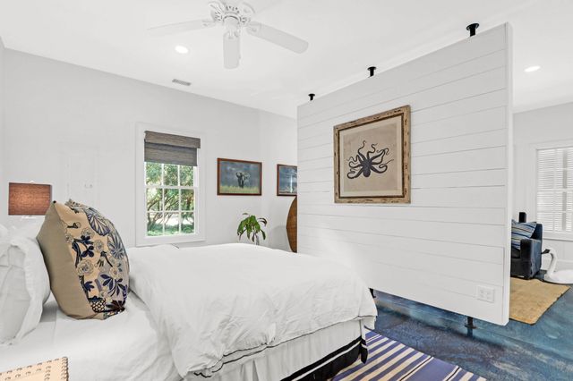 299 Hobcaw Drive, Mount Pleasant, SC 29464