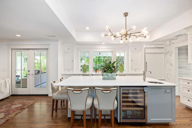 299 Hobcaw Drive, Mount Pleasant, SC 29464