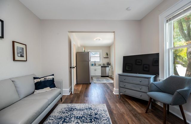 945 13TH STREET N, St Petersburg, FL 33705