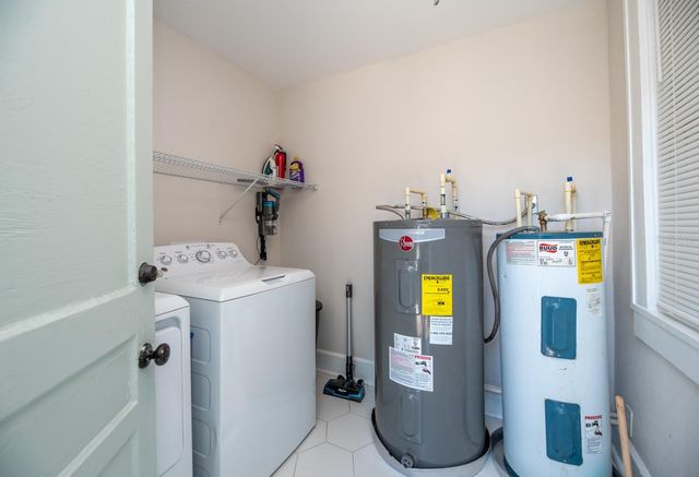 945 13TH STREET N, St Petersburg, FL 33705