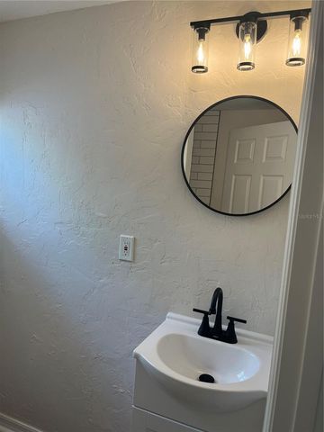 945 13TH STREET N, St Petersburg, FL 33705