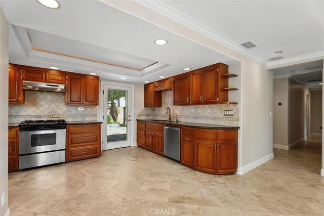 2199 National, Costa Mesa, CA 92627