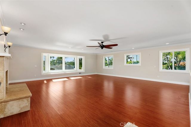 2199 National, Costa Mesa, CA 92627