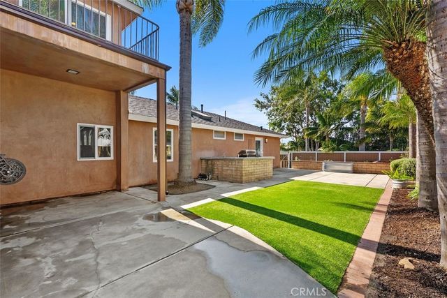 2199 National, Costa Mesa, CA 92627