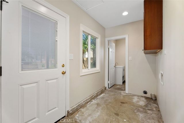 2199 National, Costa Mesa, CA 92627