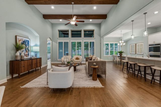 220 Mendocino LN, Austin, TX 78737