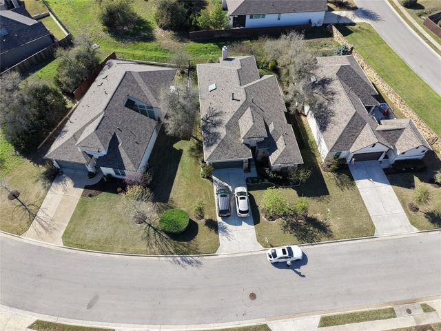 220 Mendocino LN, Austin, TX 78737