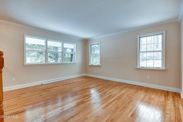 5 Deerleap Place, Saratoga Springs, NY 12866