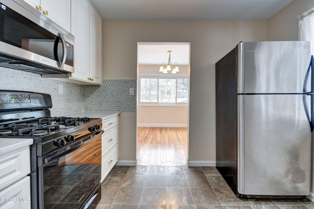 5 Deerleap Place, Saratoga Springs, NY 12866