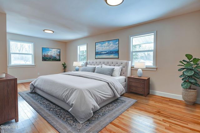 5 Deerleap Place, Saratoga Springs, NY 12866