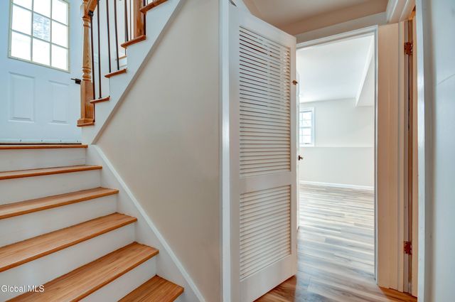 5 Deerleap Place, Saratoga Springs, NY 12866