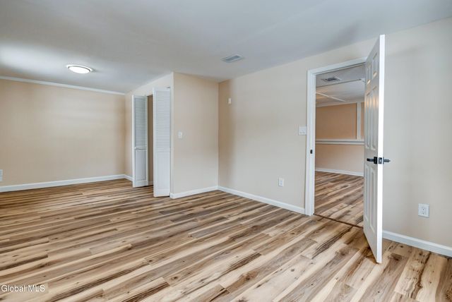 5 Deerleap Place, Saratoga Springs, NY 12866