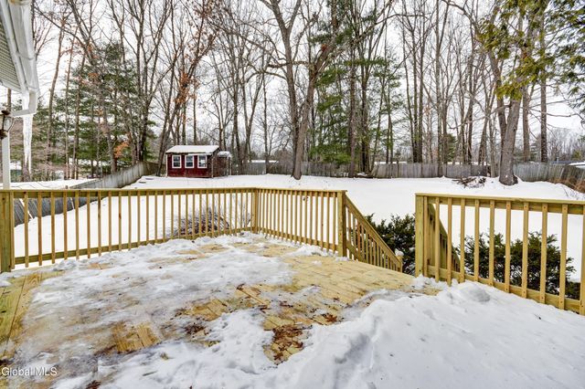 5 Deerleap Place, Saratoga Springs, NY 12866