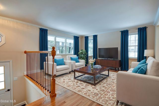 5 Deerleap Place, Saratoga Springs, NY 12866