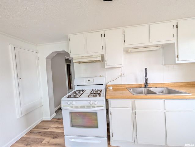 1407 MARTHA Street, Pekin, IL 61554