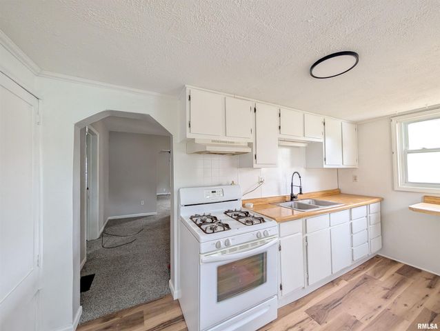 1407 MARTHA Street, Pekin, IL 61554