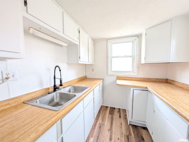 1407 MARTHA Street, Pekin, IL 61554
