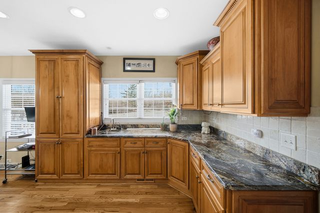 1819 Cornell Road, Flossmoor, IL 60422