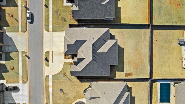 5705 Gold Stone Court, Mustang, OK 73064