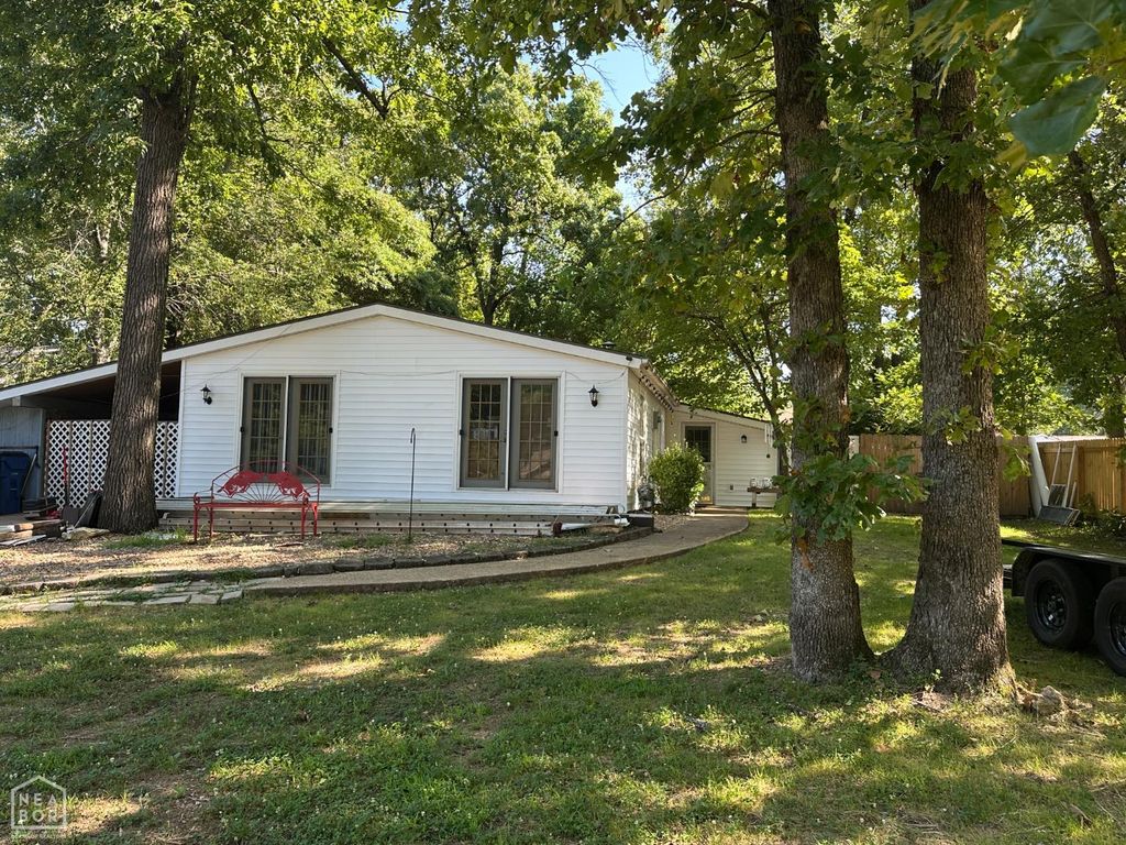 704 Birdie Drive, Mountain Home, AR 72653