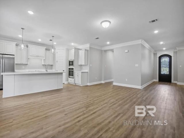 10174 Grady Lane, Mobile, AL 36695