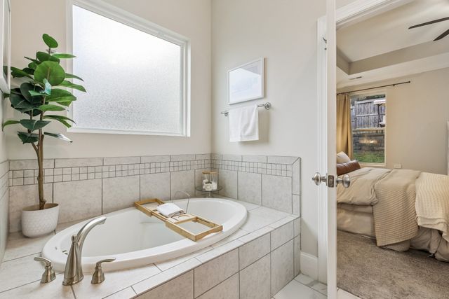 166 Cobbler Cir, Hendersonville, TN 37075