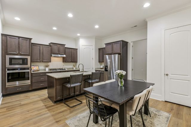 166 Cobbler Cir, Hendersonville, TN 37075