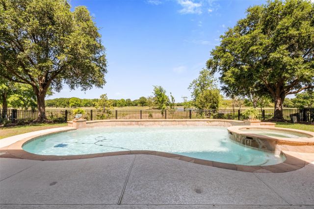 26418 Cottage Cypress Lane, Cypress, TX 77433