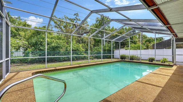 2839 RIVIERA DRIVE, Sarasota, FL 34232