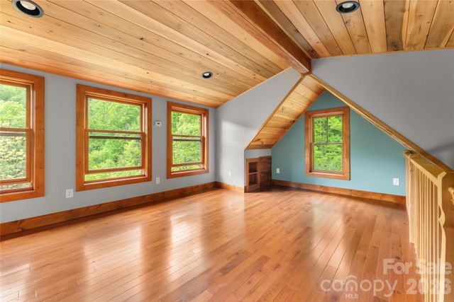 1146 Thomas Branch Road, Marshall, NC 28753