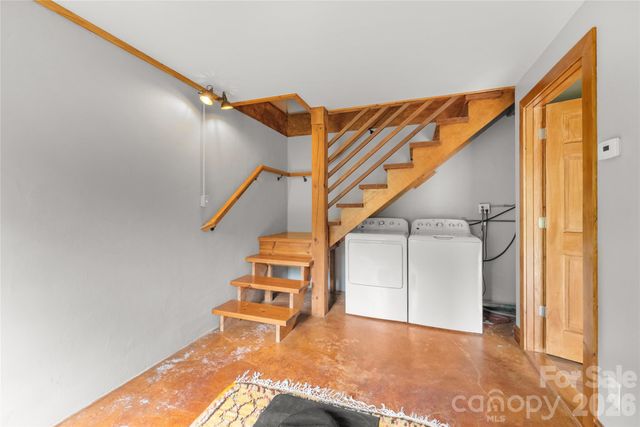 1146 Thomas Branch Road, Marshall, NC 28753