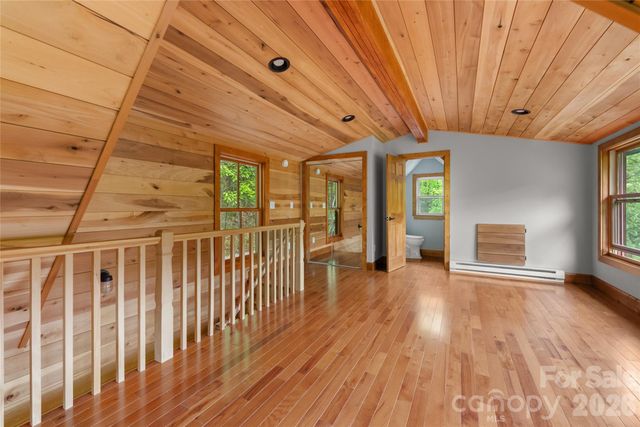 1146 Thomas Branch Road, Marshall, NC 28753