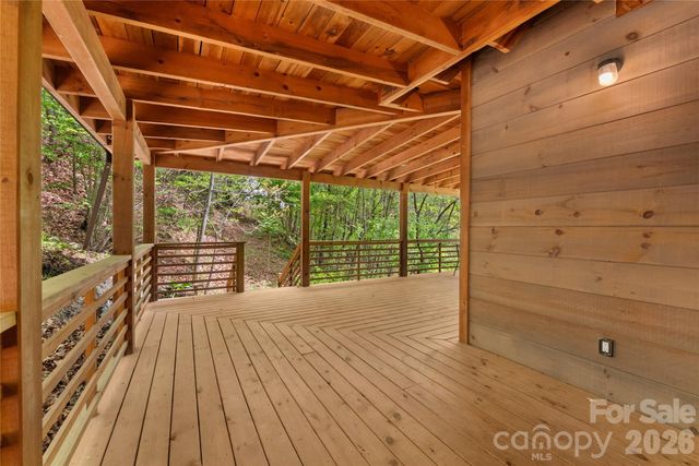 1146 Thomas Branch Road, Marshall, NC 28753