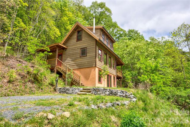 1146 Thomas Branch Road, Marshall, NC 28753