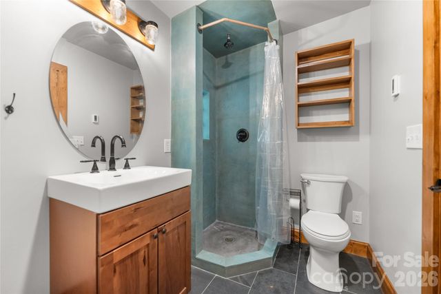 1146 Thomas Branch Road, Marshall, NC 28753