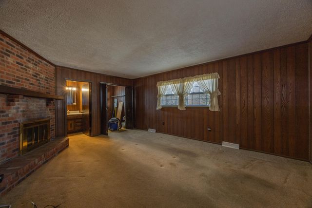 159 Idlewind Drive, Paris, KY 40361