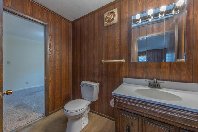 159 Idlewind Drive, Paris, KY 40361