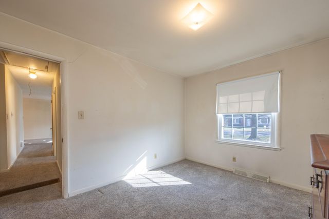 159 Idlewind Drive, Paris, KY 40361