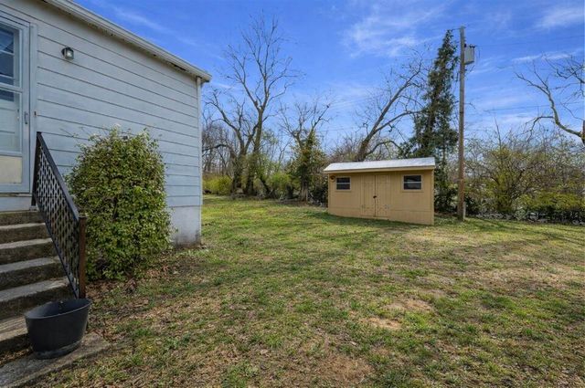 159 Idlewind Drive, Paris, KY 40361