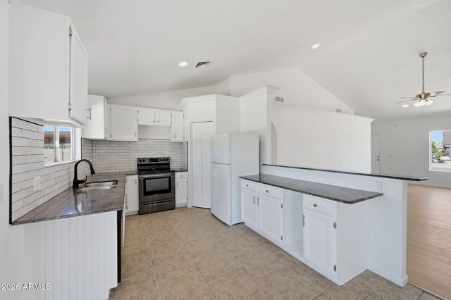 10097 W MARIPOSA Street, Phoenix, AZ 85037