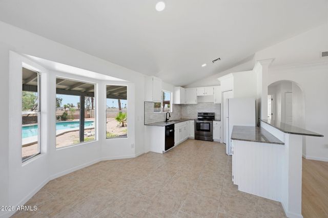 10097 W MARIPOSA Street, Phoenix, AZ 85037