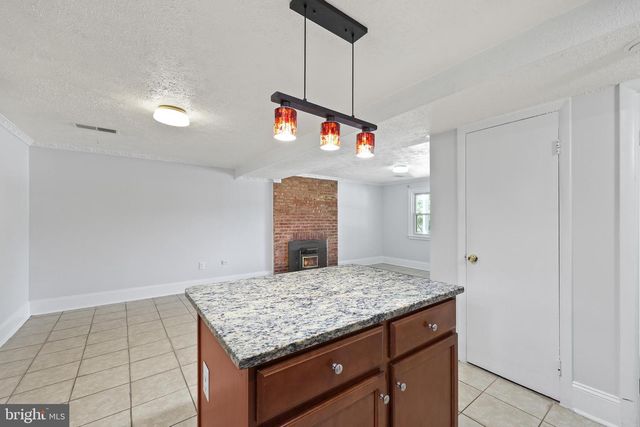 13724 LYNHURST DR, Woodbridge, VA 22193