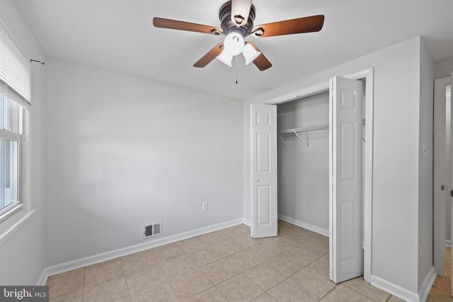 13724 LYNHURST DR, Woodbridge, VA 22193