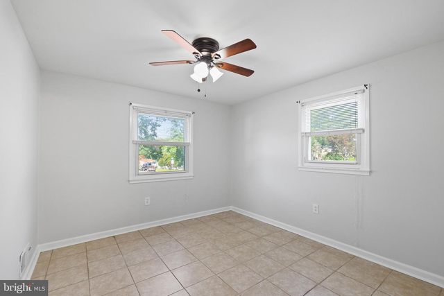 13724 LYNHURST DR, Woodbridge, VA 22193