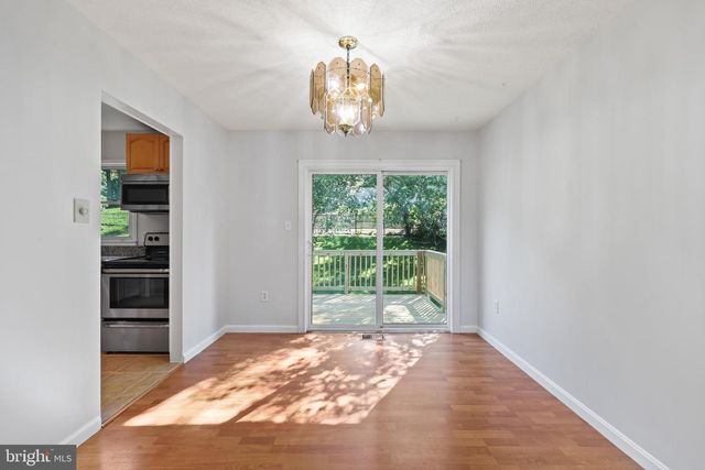 13724 LYNHURST DR, Woodbridge, VA 22193